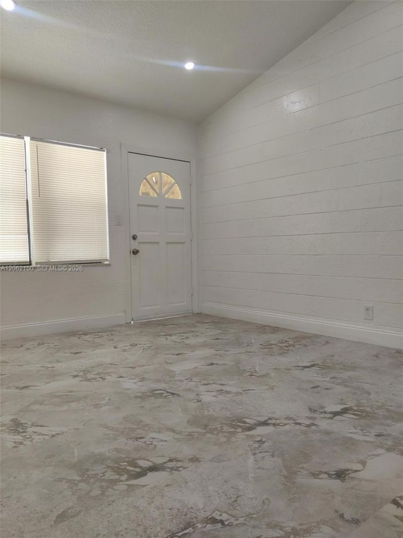 709 NE 7th St , Unit 2, Delray Beach, FL 33483 Photo