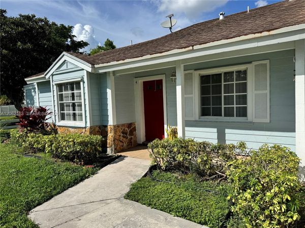 14700 SW 139th Ave , Unit 4-40, Miami, FL 33186