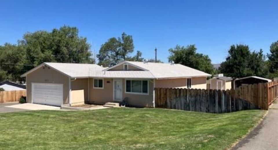 8735 Aquifer Way, Reno, NV 89506 Photo