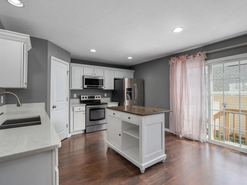 5595 Crystal Falls Street, Unit 48, Dublin, OH 43016 Photo 8