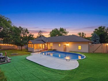 1920 Linda Lane , Saint Cloud, MN 56301