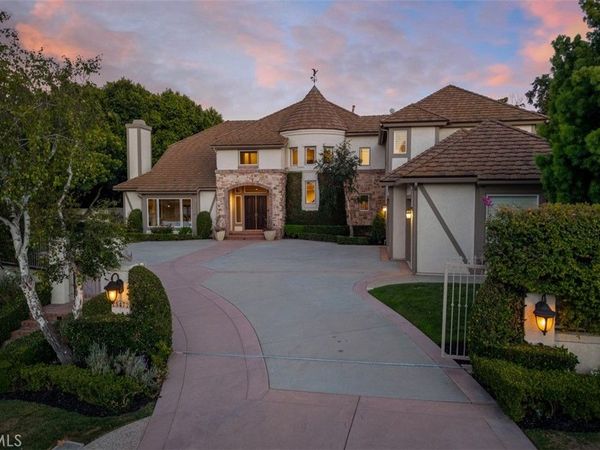 25472 Rapid Falls, Laguna Hills, CA 92653