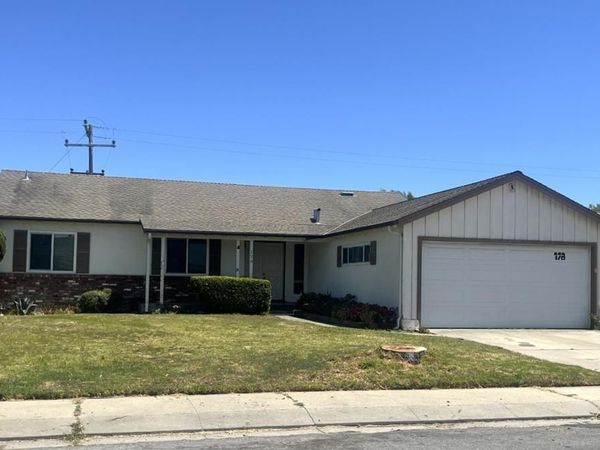 178 Del Mar Drive, Salinas, CA 93901