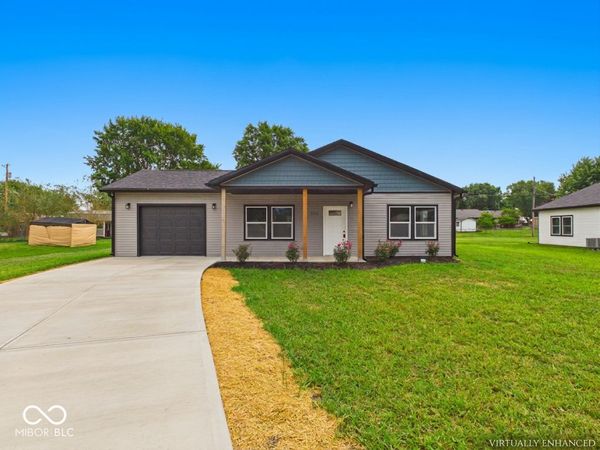 204 S Woodworth Avenue, Frankton, IN 46044