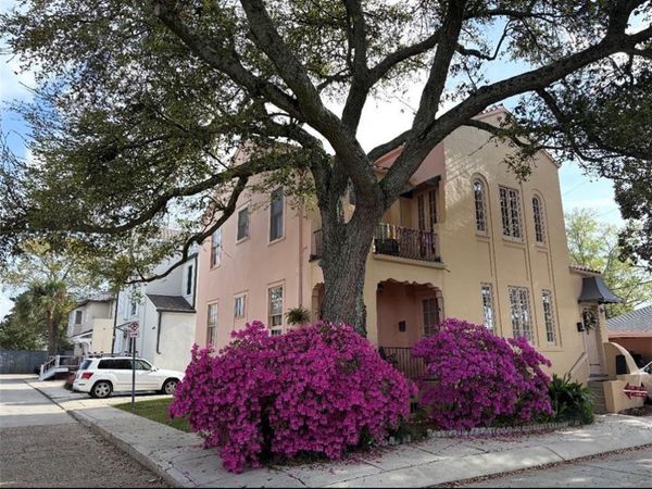 4 AZALEA Court , Metairie, LA 70005