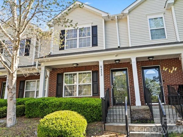 8453 Big Creek Court, Charlotte, NC 28105