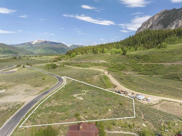 163 N Avion Drive, Crested Butte, CO 81224
