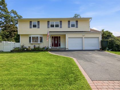 22 Clymer Street Port Jefferson Station, NY 11776