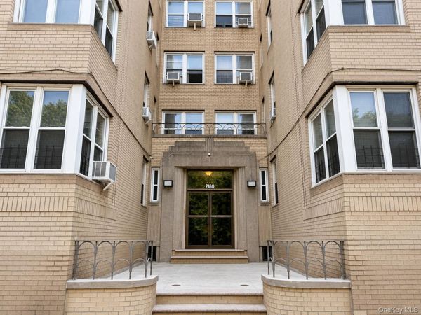 2160 Bronx Park E, Unit 6J, Bronx, NY 10462