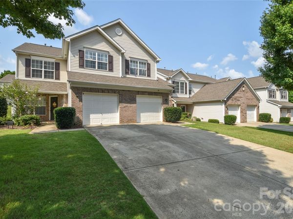12222 Stratfield Place Circle, Pineville, NC 28134