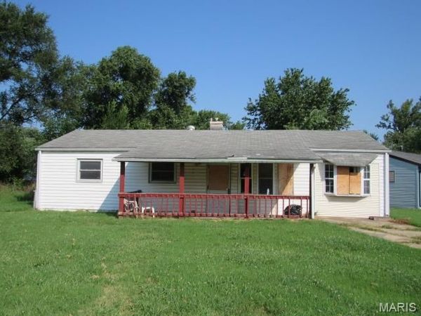 1137 St Margaret Drive , Cahokia, IL 62206