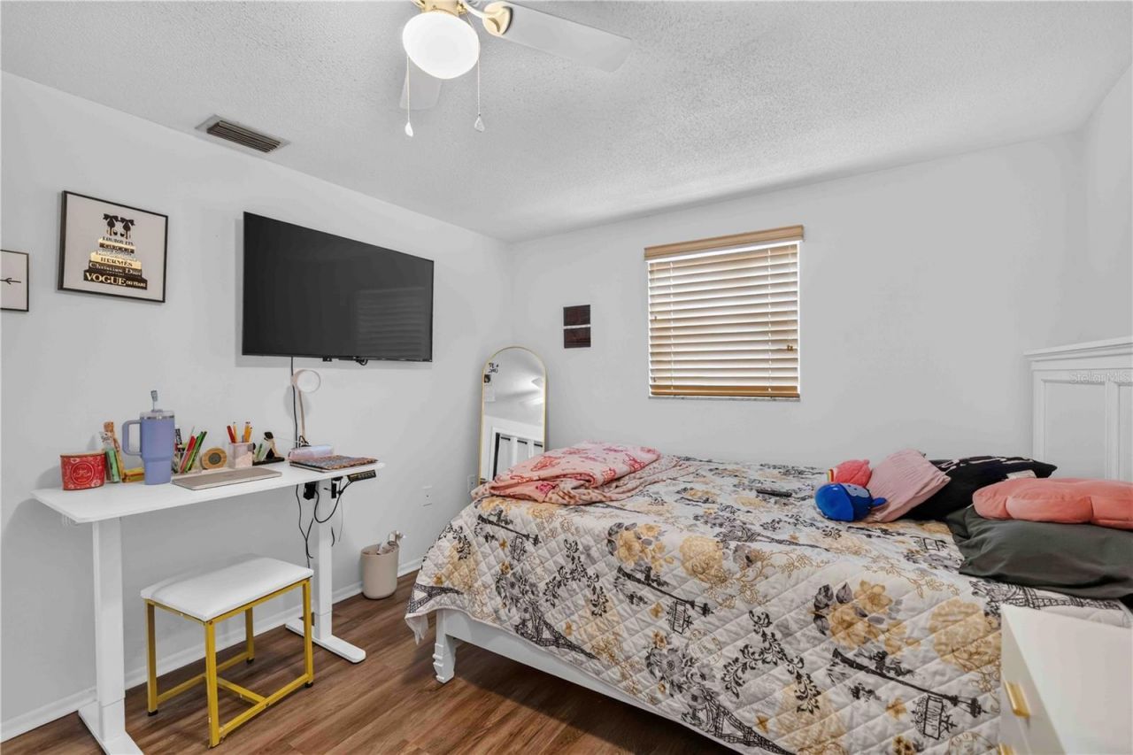 5408 Evora Avenue, Sarasota, FL 34235 Photo