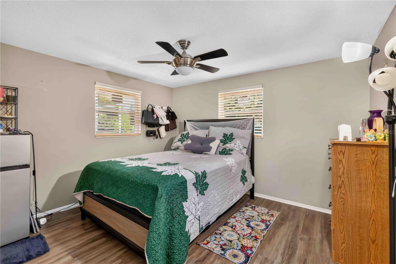 5408 Evora Avenue, Sarasota, FL 34235 Photo