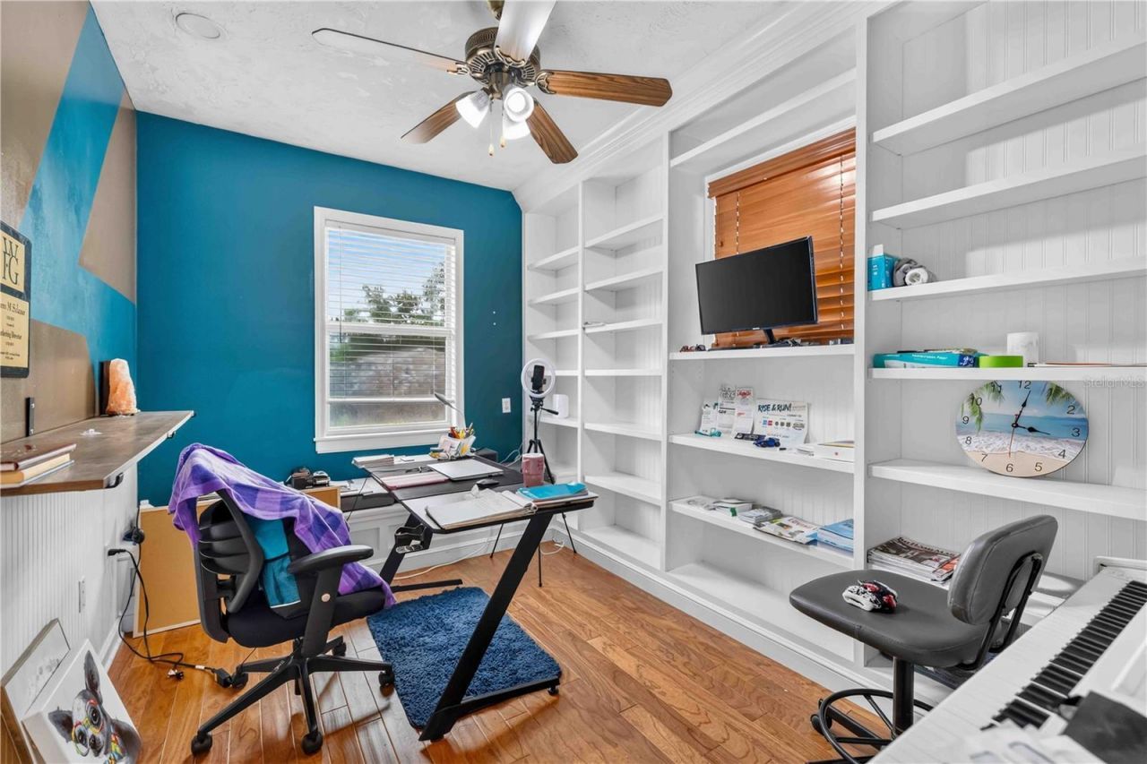 5408 Evora Avenue, Sarasota, FL 34235 Photo