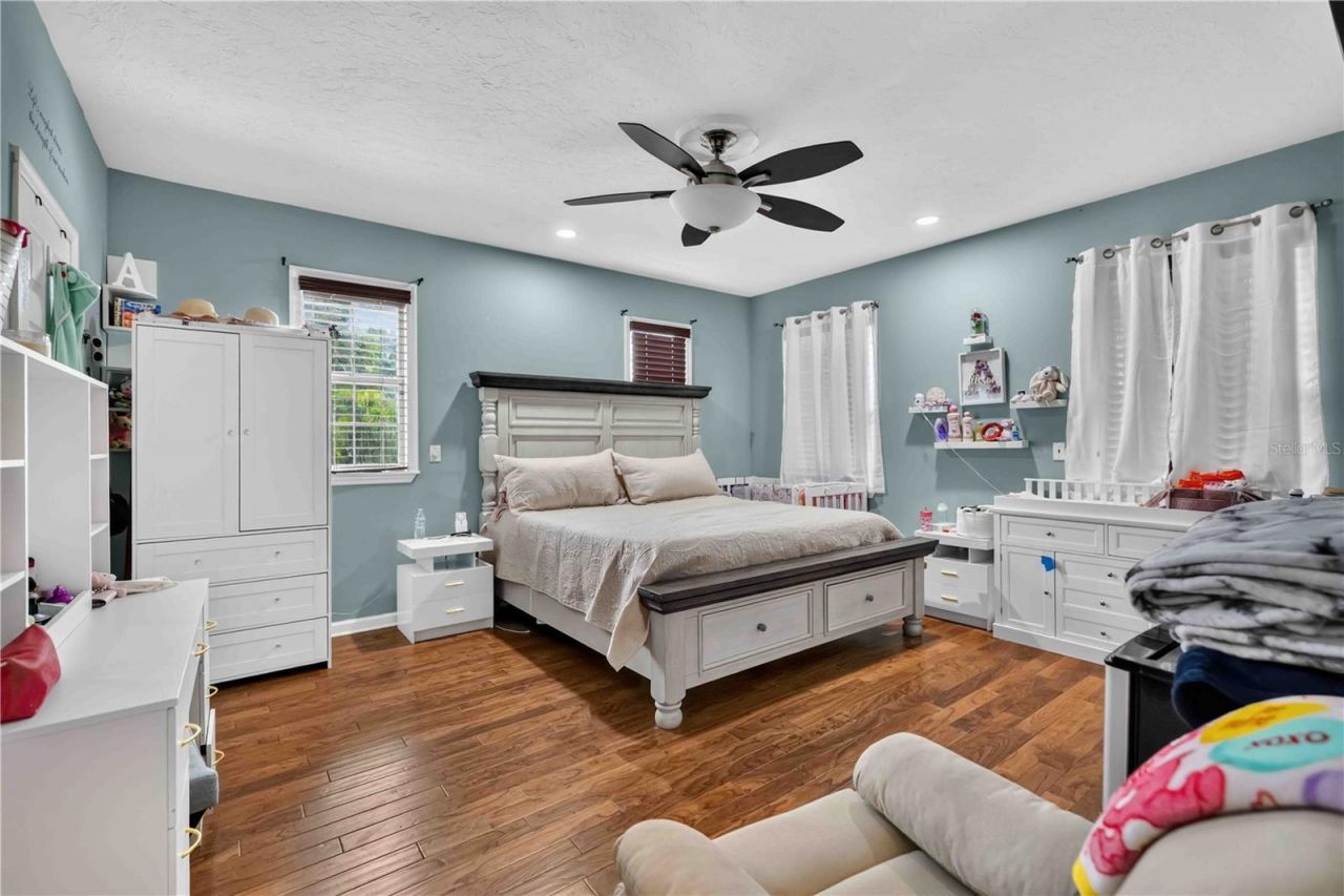5408 Evora Avenue, Sarasota, FL 34235 Photo