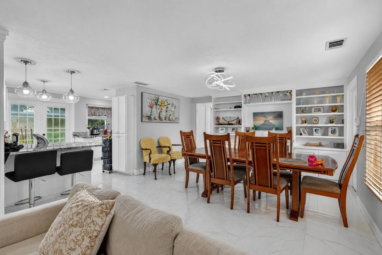 5408 Evora Avenue, Sarasota, FL 34235 Photo
