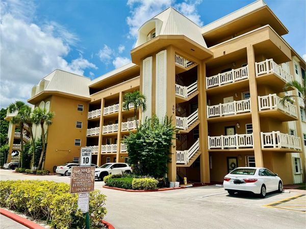 304 GOLFVIEW ROAD, Unit PH7, NORTH PALM BEACH, FL 33408