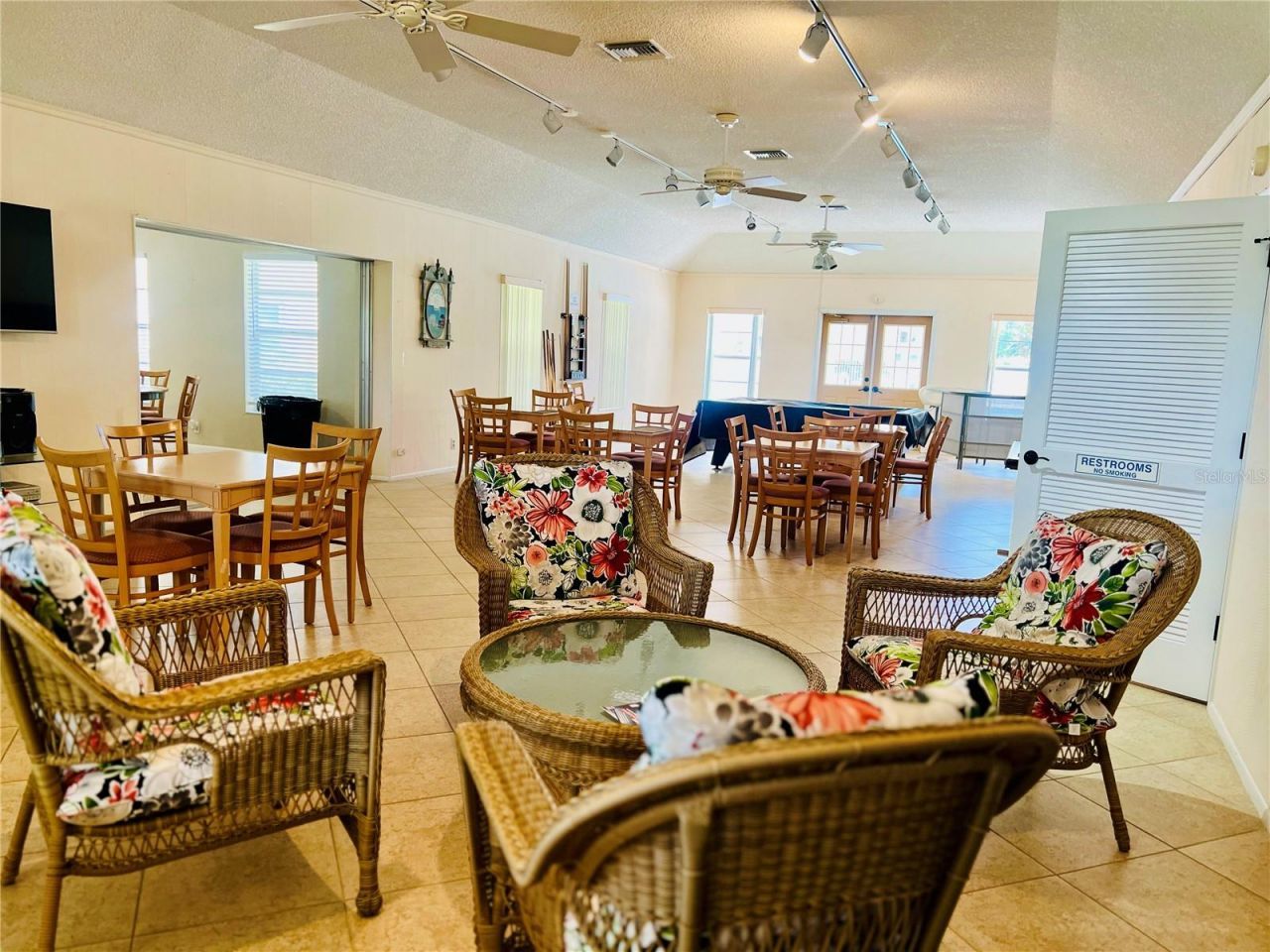 304 Golfview Road, Unit PH7, North Palm Beach, FL 33408 Photo
