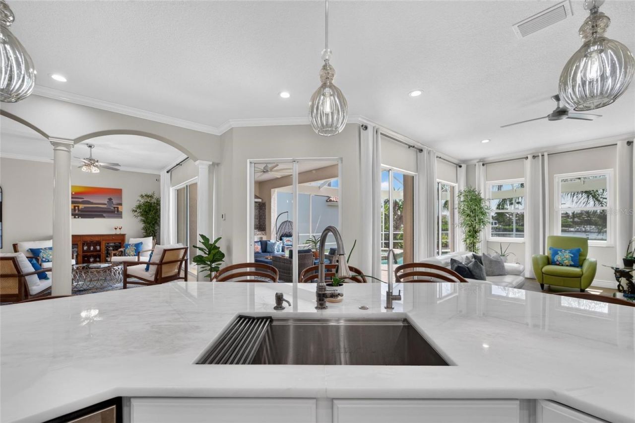 6203 Marbella Boulevard, Apollo Beach, FL 33572 Photo