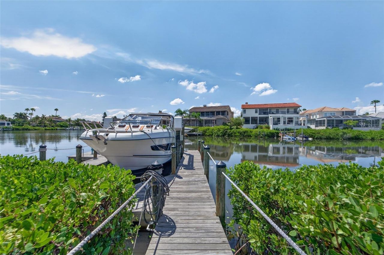 6203 Marbella Boulevard, Apollo Beach, FL 33572 Photo