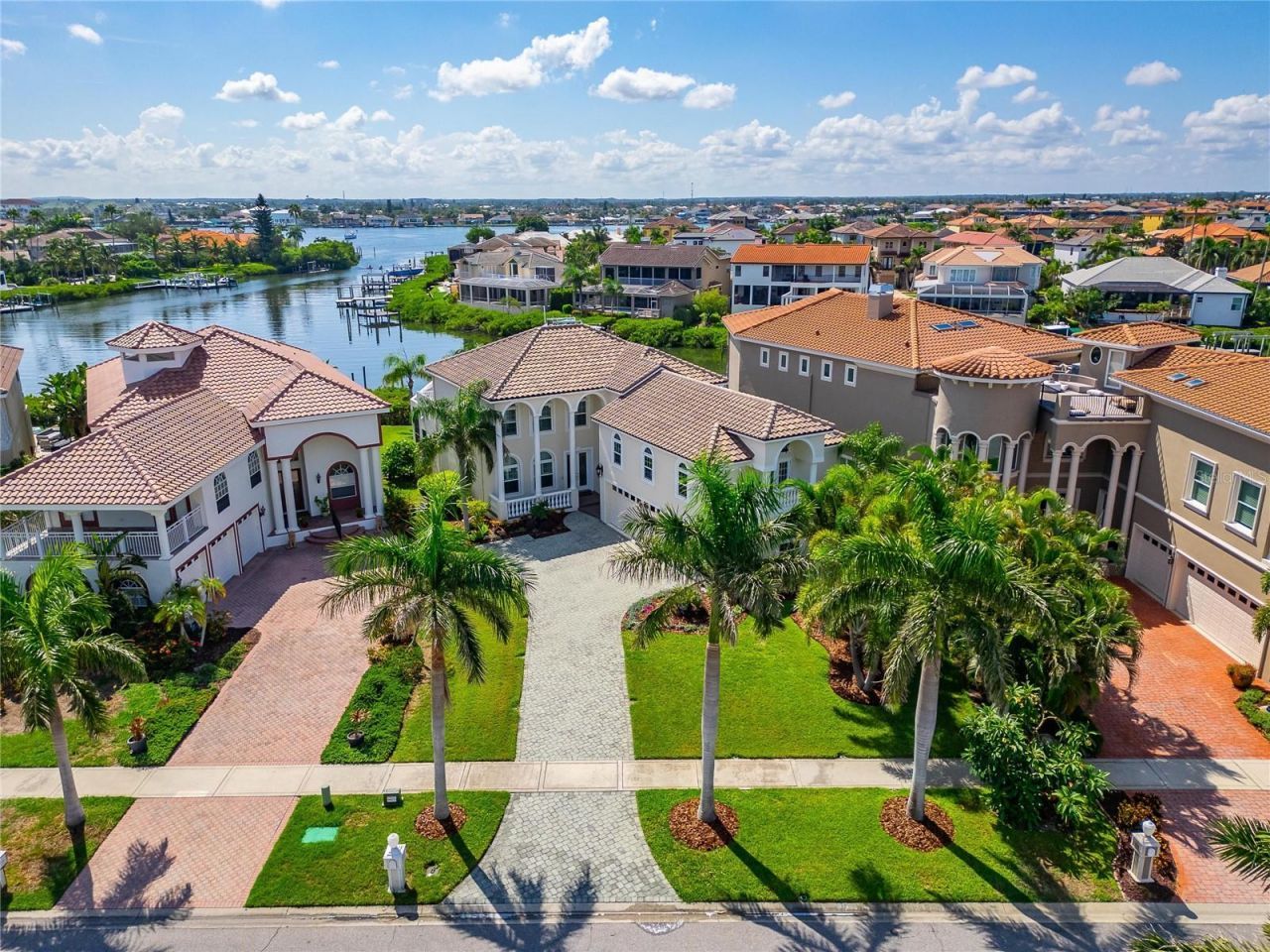 6203 Marbella Boulevard, Apollo Beach, FL 33572 Photo