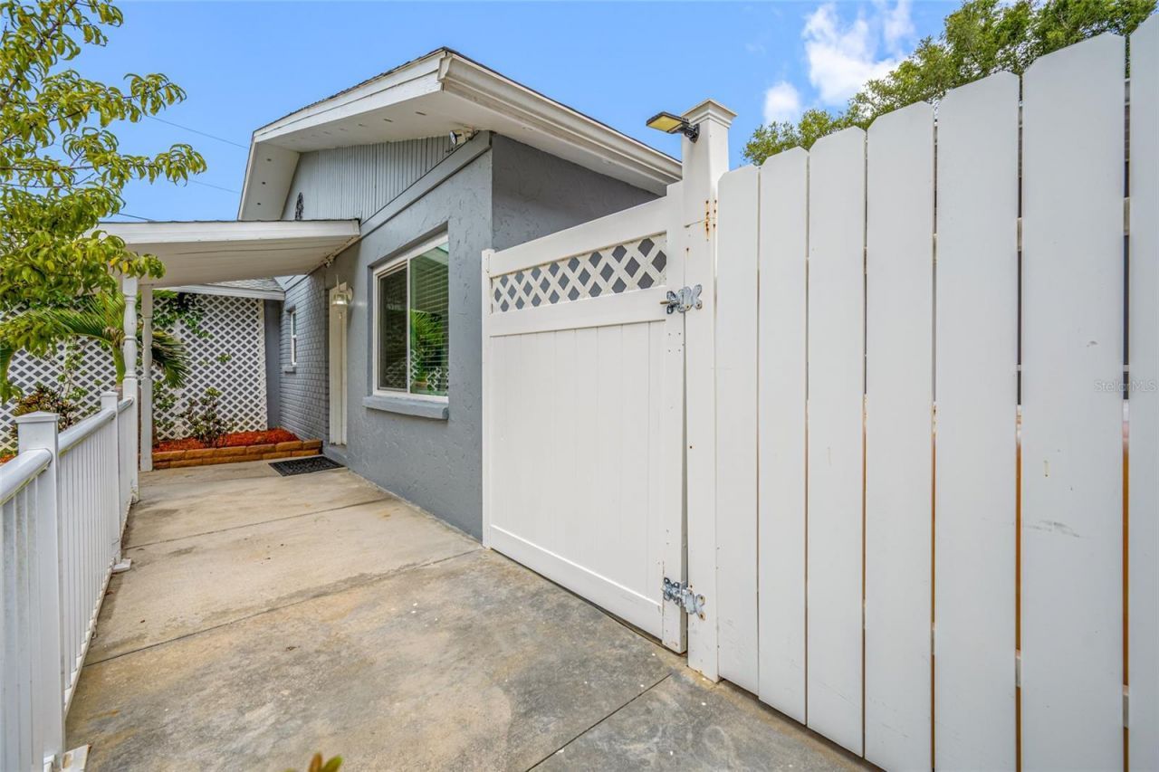 4115 55th Avenue Drive E, Bradenton, FL 34203 Photo
