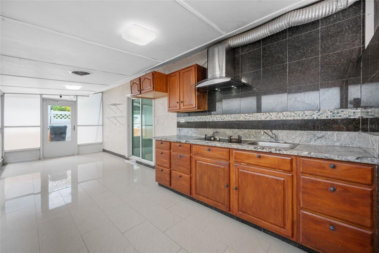 4115 55th Avenue Drive E, Bradenton, FL 34203 Photo