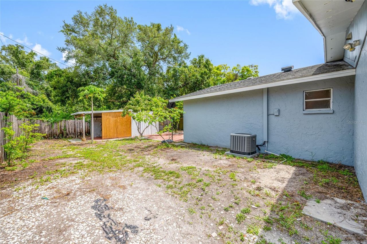4115 55th Avenue Drive E, Bradenton, FL 34203 Photo