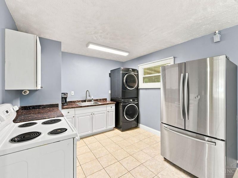9798 Stadia Drive, Colerain Township, OH 45251 Photo 12