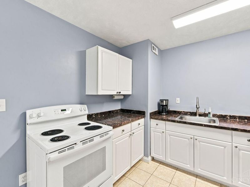 9798 Stadia Drive, Colerain Township, OH 45251 Photo 13