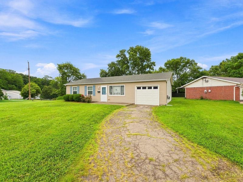 9798 Stadia Drive, Colerain Township, OH 45251 Photo 2