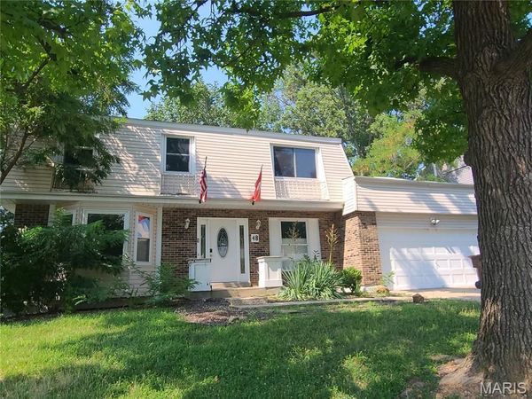 48 Oak Hill Lane, St Peters, MO 63376