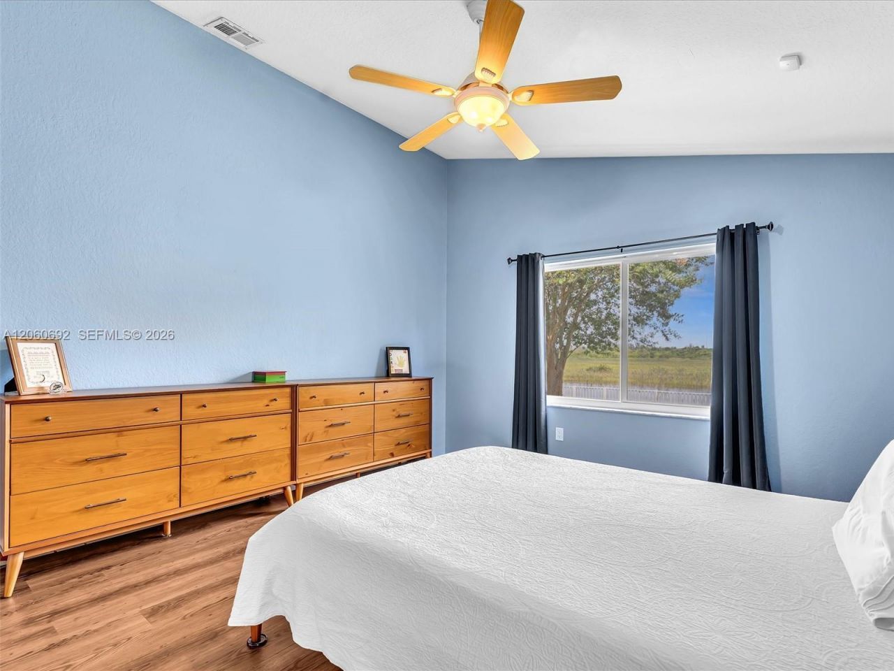 1208 NW 144th Ter, Pembroke Pines, FL 33028 Photo