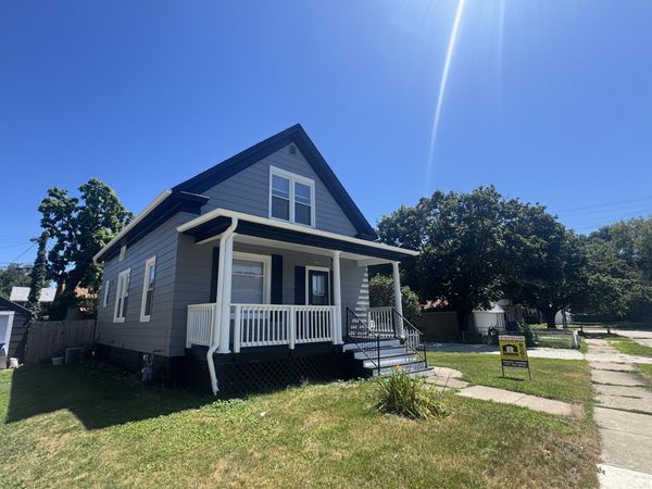 7411 11th Ave, Kenosha, WI 53143