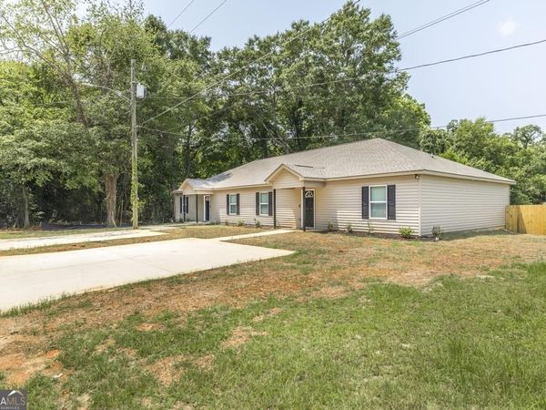 202A West Street, Warner Robins, GA 31088