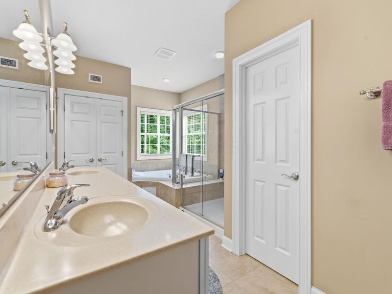 2934 Creekwood Estates Drive, Blacklick, OH 43004 Photo 21