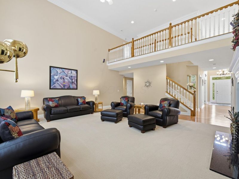 2934 Creekwood Estates Drive, Blacklick, OH 43004 Photo 8