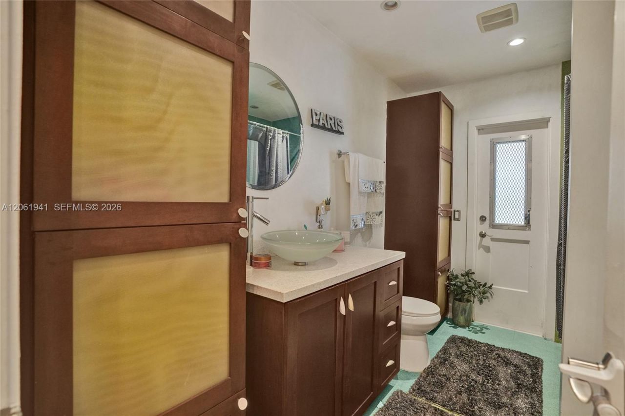 5306 Roosevelt St , Hollywood, FL 33021 Photo
