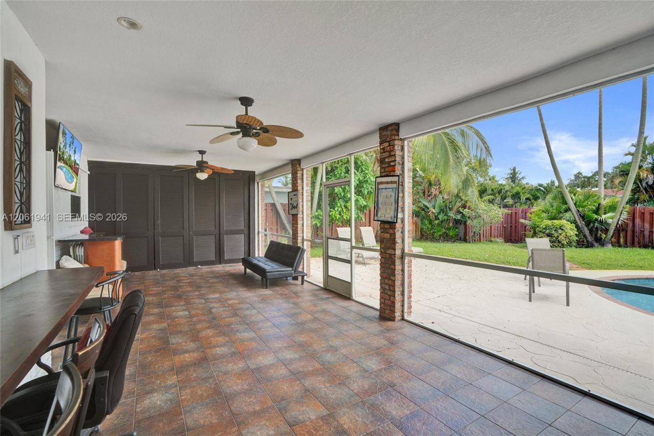 5306 Roosevelt St , Hollywood, FL 33021 Photo