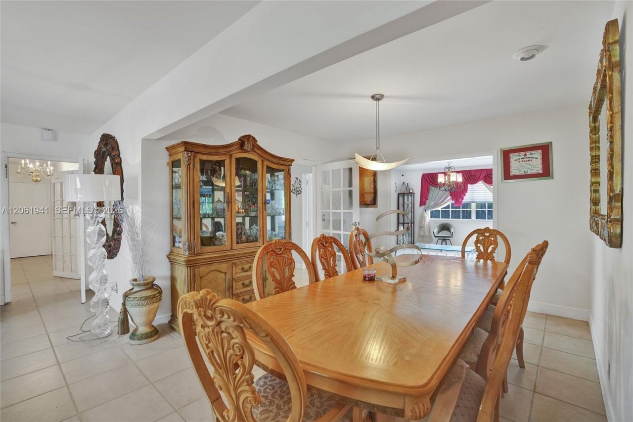 5306 Roosevelt St , Hollywood, FL 33021 Photo