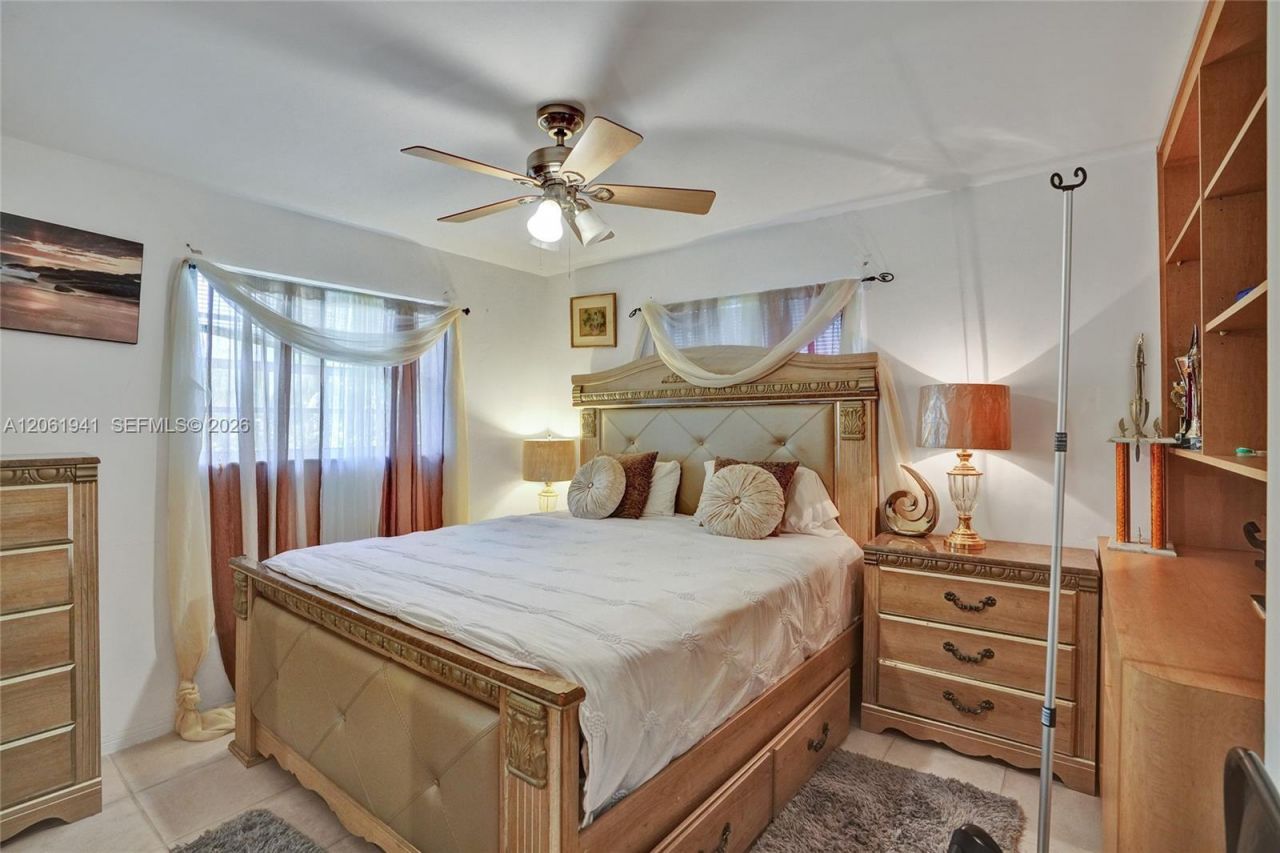 5306 Roosevelt St , Hollywood, FL 33021 Photo