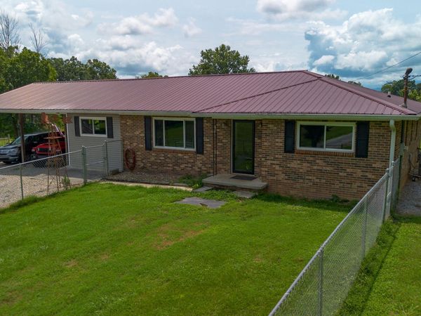 3187 Old Airport Road, White Pine, TN 37890