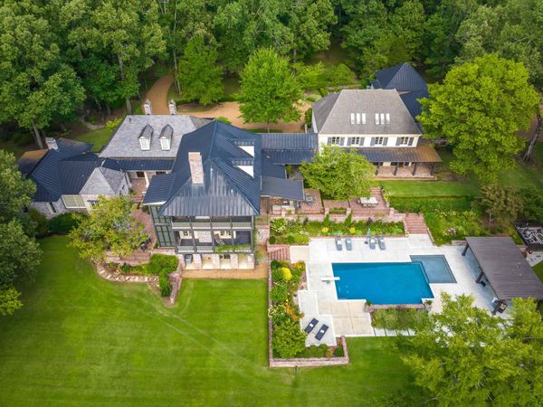 8891 FOREST MEADOWS DR, Unincorporated, TN 38125