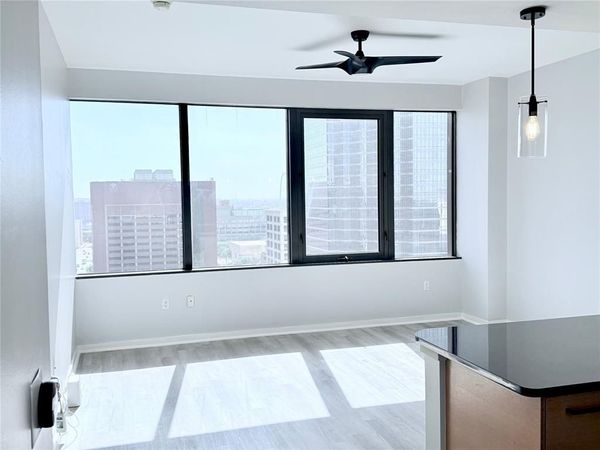 1200 Main Street, Unit 1202, Dallas, TX 75202