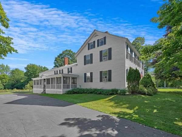 74 Main Street, Shoreham, VT 05770