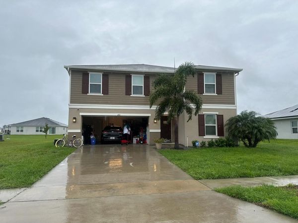 2111 FICUS STREET, MASCOTTE, FL 34753
