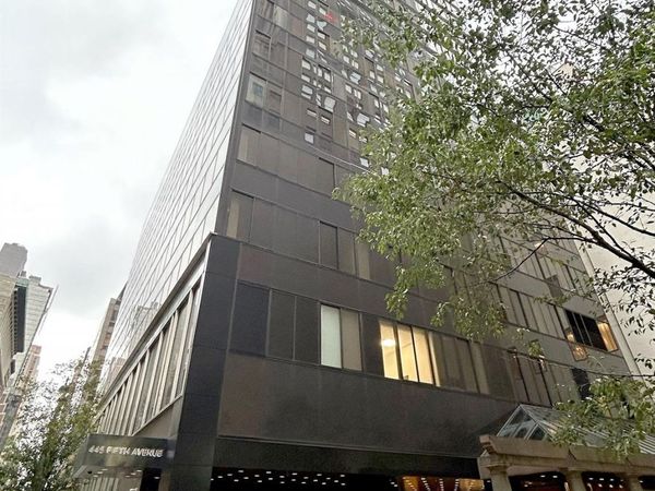 445 Fifth Avenue , Unit 18H, New York (Manhattan), NY 10016
