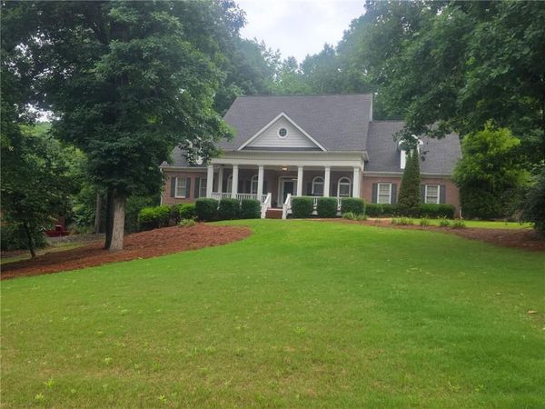5022 Oak Farm Way Way, Flowery Branch, GA 30542
