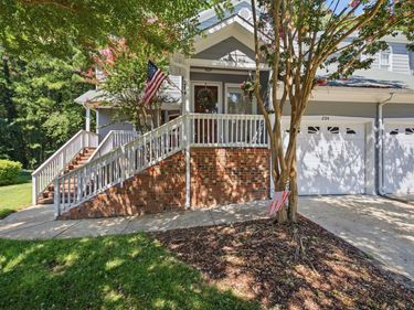 8311 Hempshire Place, Unit 204, Raleigh, NC 27613
