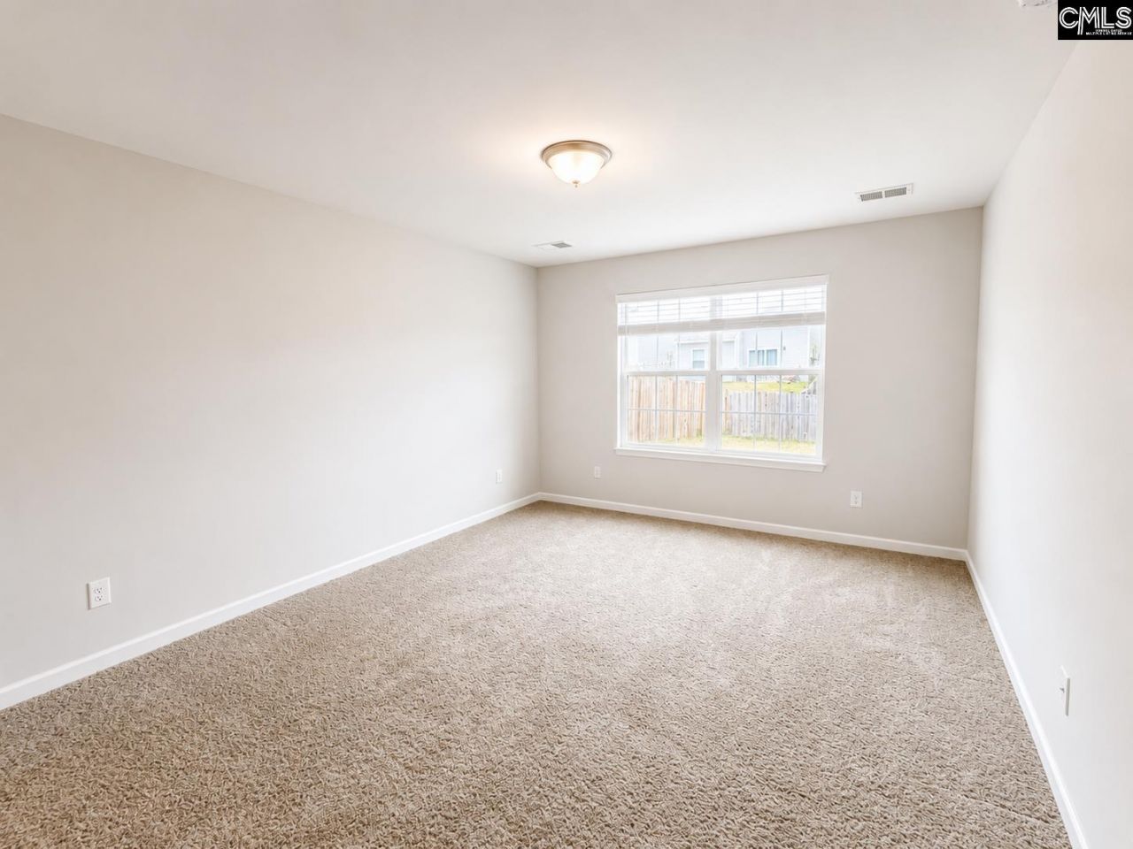 531 Moresby Way  Photo 12